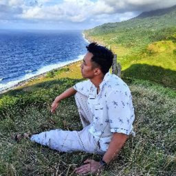 Meet your Posher, Louie - Picture 1 of 1